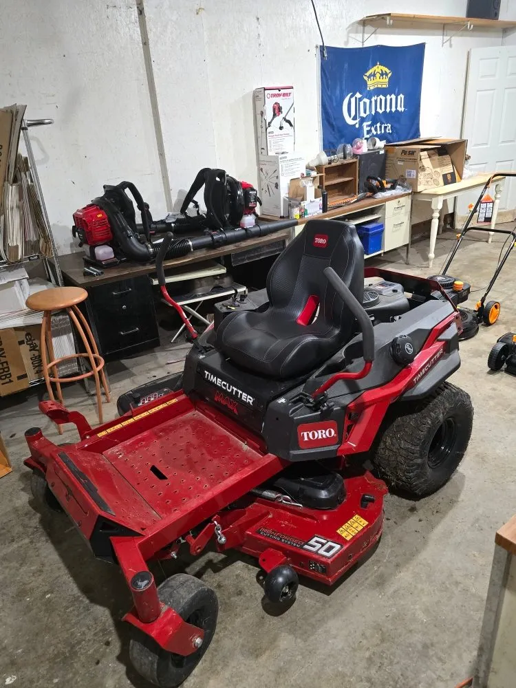 Top-rated lawn mowing service experts serving Erie, MI - Elite 5 Star Lawn Care