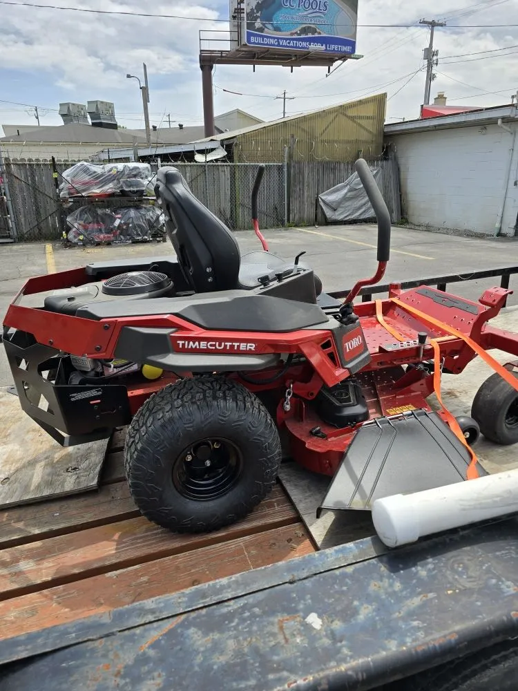 Professional yard cleanup service experts serving Erie, MI - Elite 5 Star Lawn Care