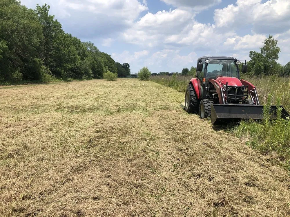 Local lawn care service in Breaux Bridge, LA by Elite Bush Hogging & More