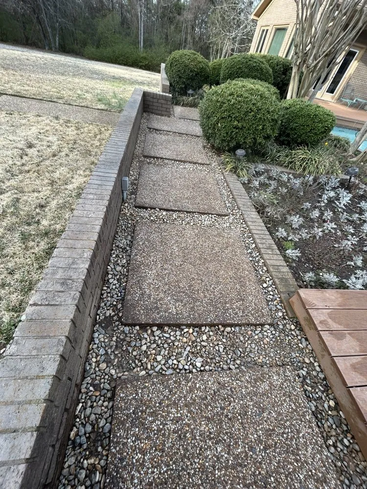 Professional yard maintenance in Lonsdale, AR by Elite Clean & Care Solutions