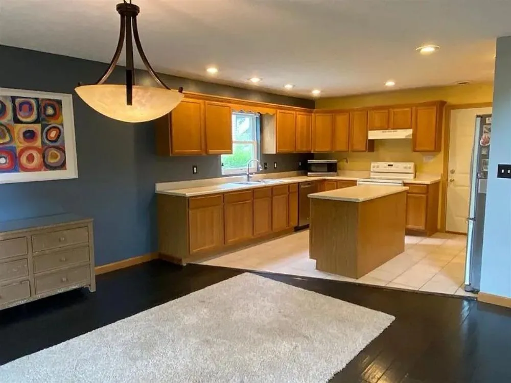 Trusted landscape design in Terre Haute, IN by Elite Cleaning and Moving Solution's