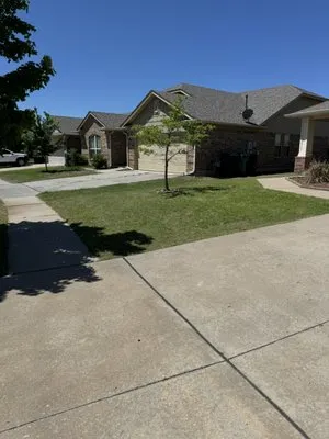 Elite Concrete And Landscaping Logo