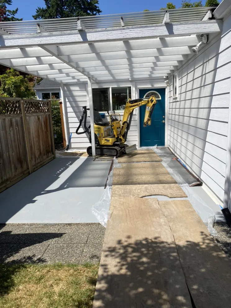 Custom residential landscaping experts serving Lakewood, WA - Elite Concrete