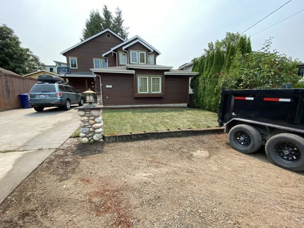 Affordable residential landscaping experts serving Lakewood, WA - Elite Concrete