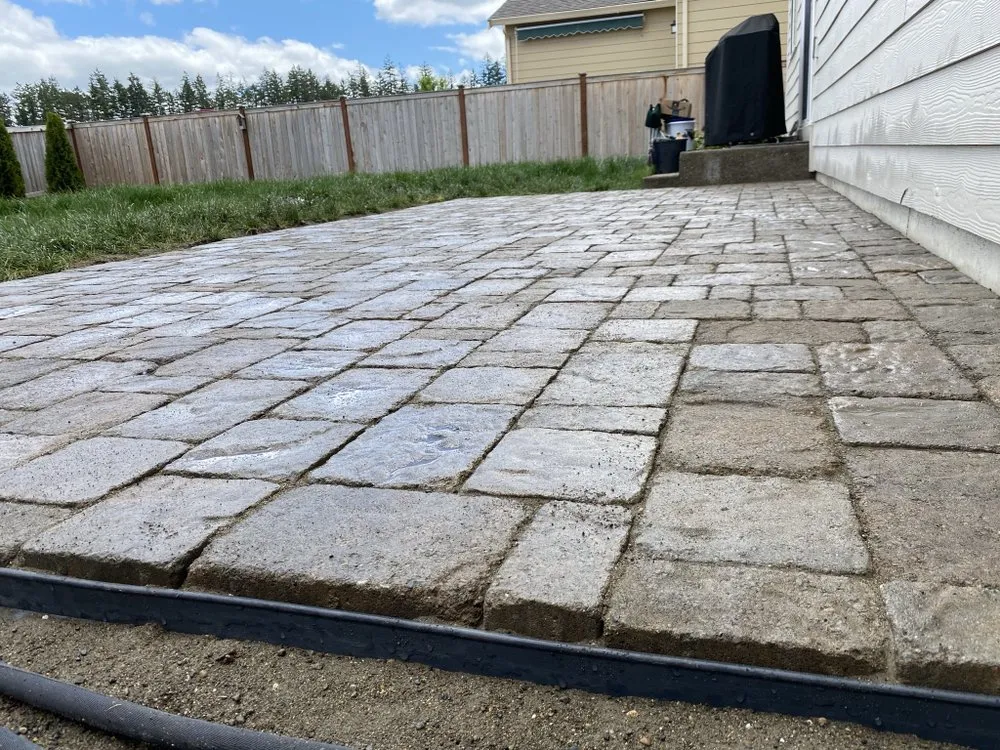 Professional lawn mowing service for beautiful yards in Lakewood, WA by Elite Concrete