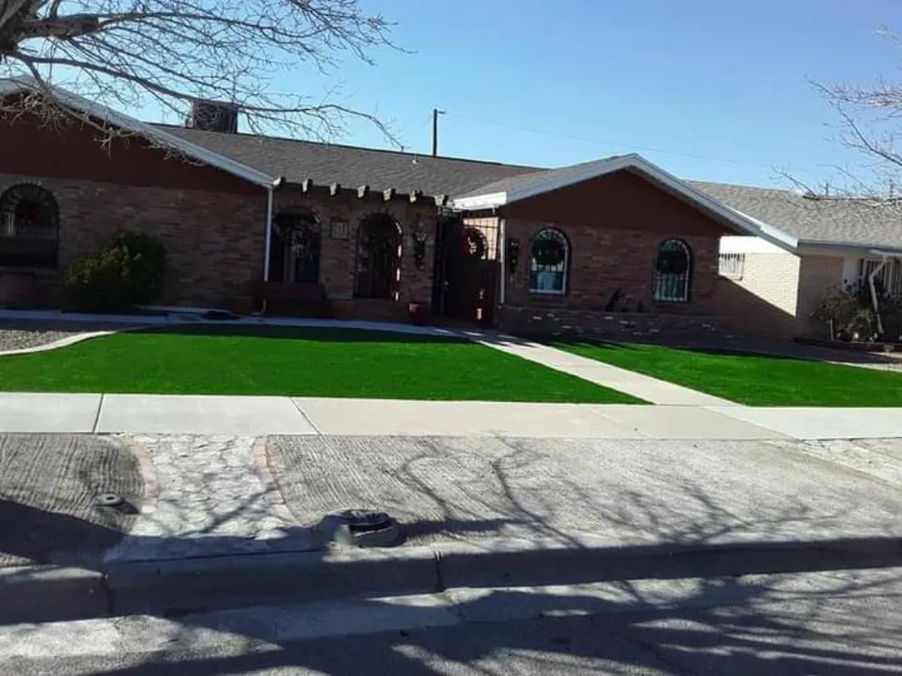 Expert lawn care service for year-round maintenance across El Paso, TX - Elite Construction and Landscaping
