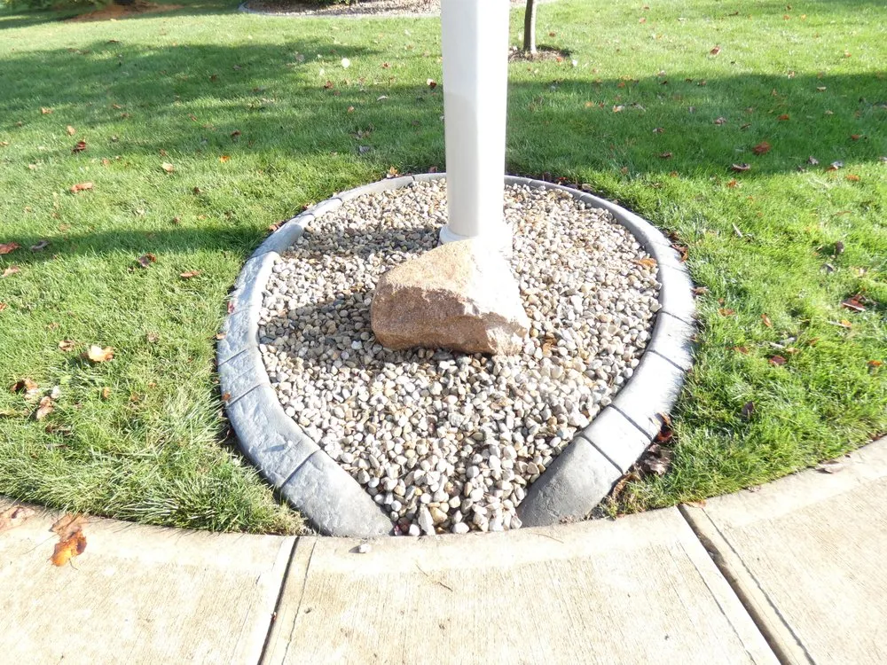 Custom landscaping services for year-round maintenance in Columbus, IN by Elite Curb