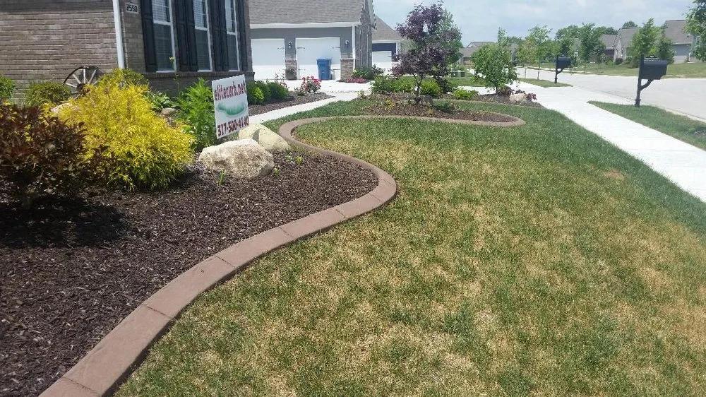 Trusted yard maintenance for residential properties across Columbus, IN - Elite Curb