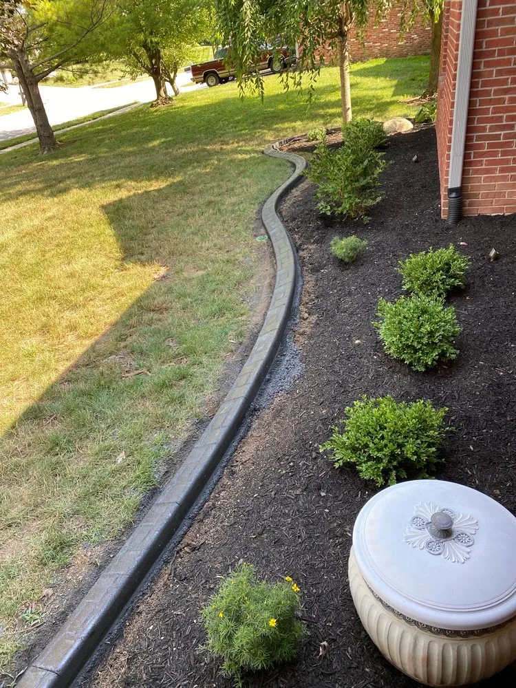 Custom landscaping services in Columbus, IN by Elite Curb