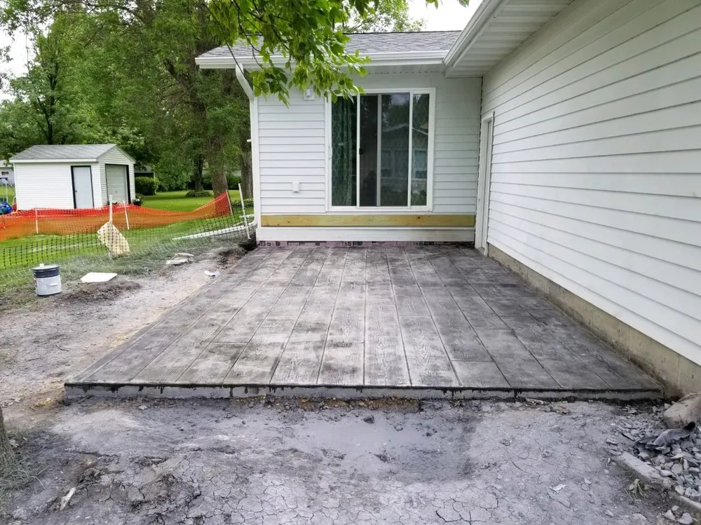 Local outdoor landscaping in West Fargo, ND by Elite Curbing