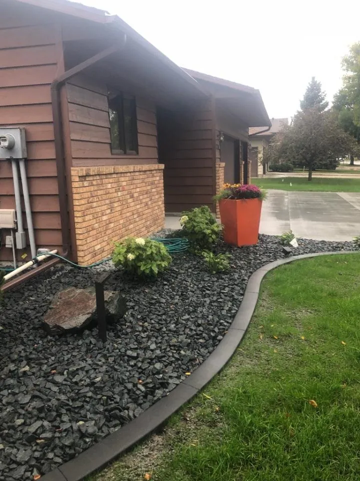 Custom landscape installation in West Fargo, ND - Elite Curbing