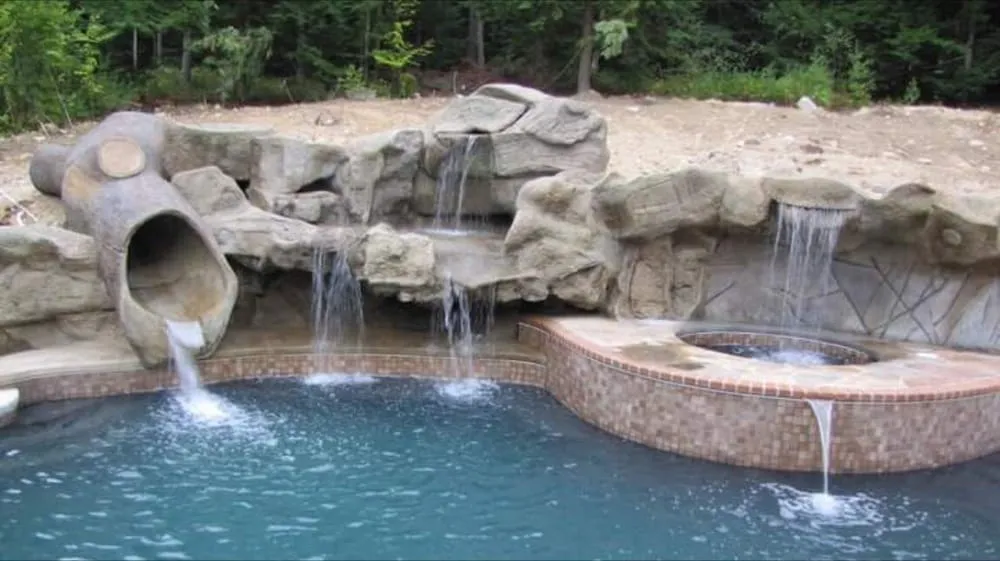 Reliable yard cleanup service in Willis, TX - Elite Custom StoneWorks