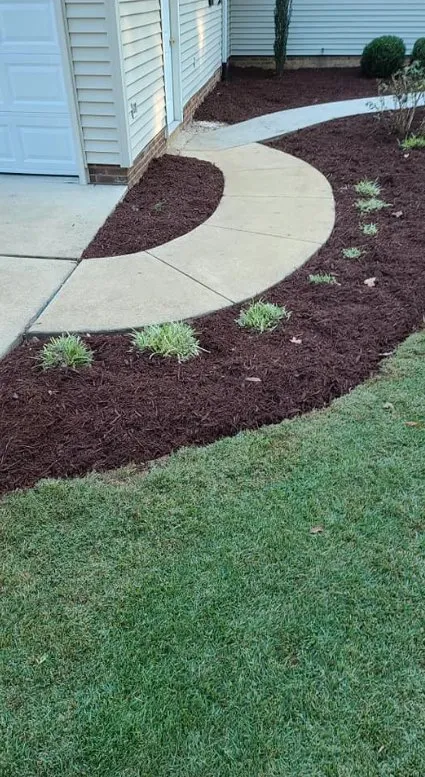 Professional landscaping services in Fuquay-Varina, NC - Elite Cut & Mulch Lawn Care Services