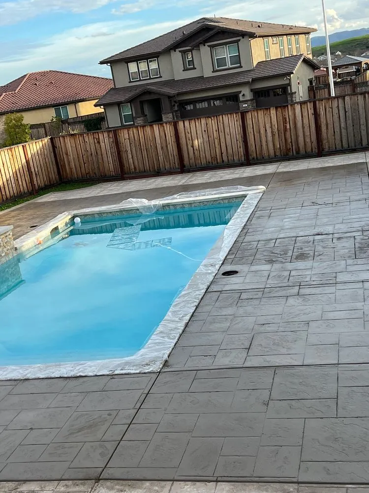 Expert garden landscaping with custom design across Pittsburg, CA - Elite Development Builders