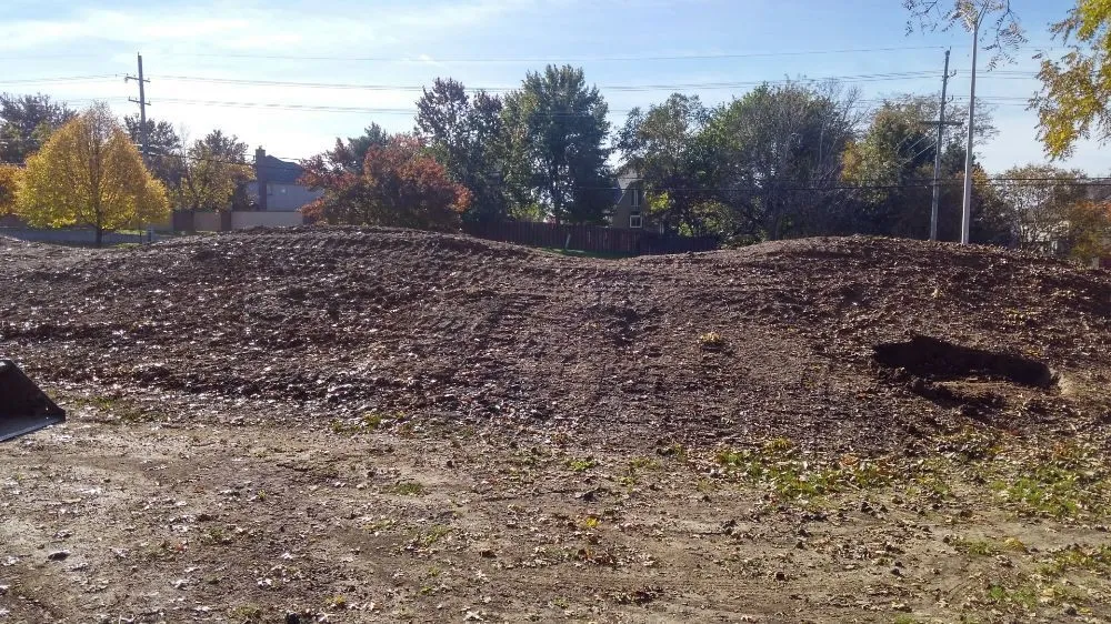 Reliable landscape design experts serving Cleveland, MO - Elite Dirt Workz