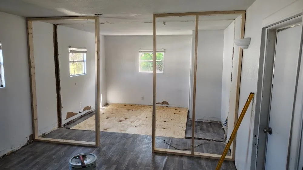 Top-rated garden landscaping for year-round maintenance in Lakeland, FL by Elite Enterprise