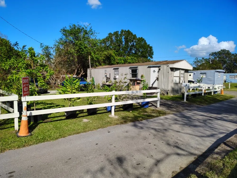 Expert landscaping services for homes across Lakeland, FL - Elite Enterprise