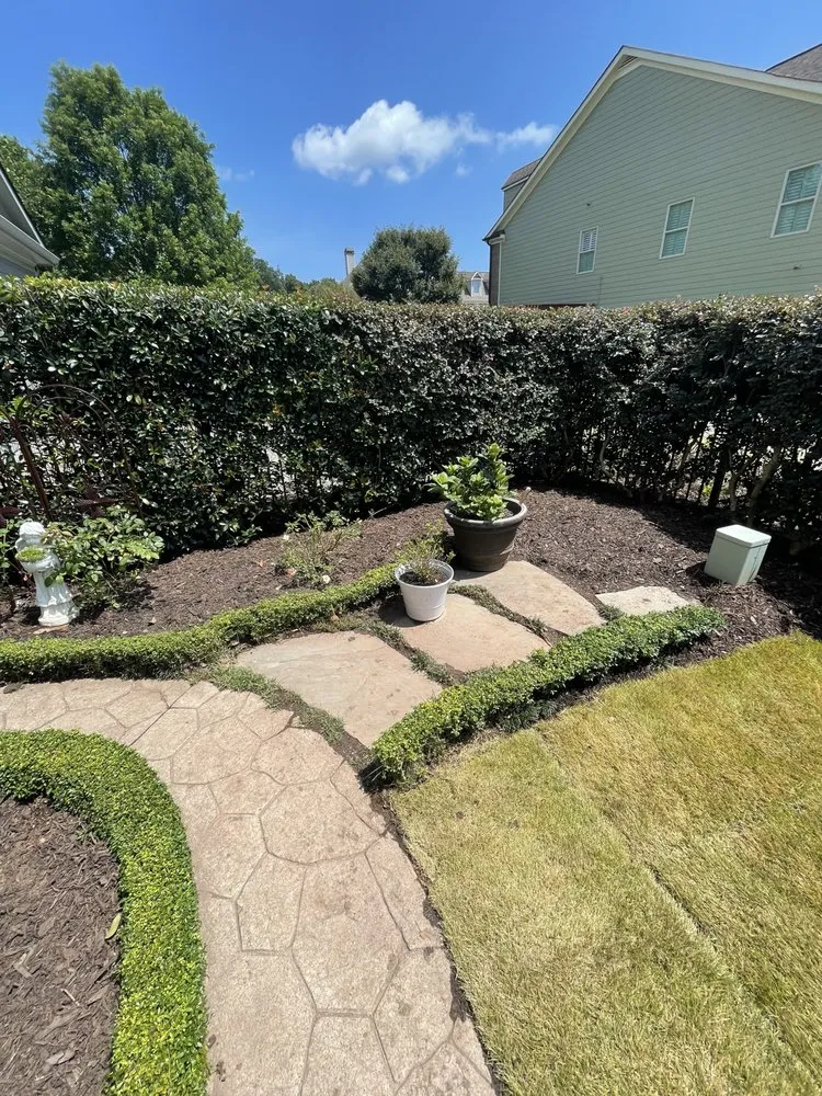 Affordable landscaping services in Lawrenceville, GA by Elite Estate Landscaping