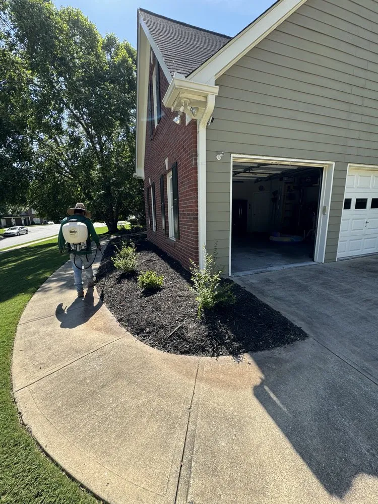 Reliable landscaping services in Lawrenceville, GA by Elite Estate Landscaping