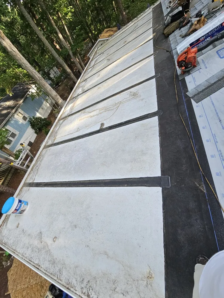 Professional yard cleanup service experts serving Margate City, NJ - Elite Exterior Contracting