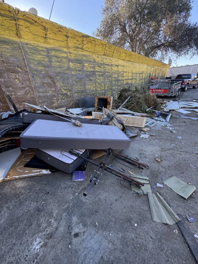 Affordable garden landscaping in Temecula, CA - Elite Exteriors & Hauling