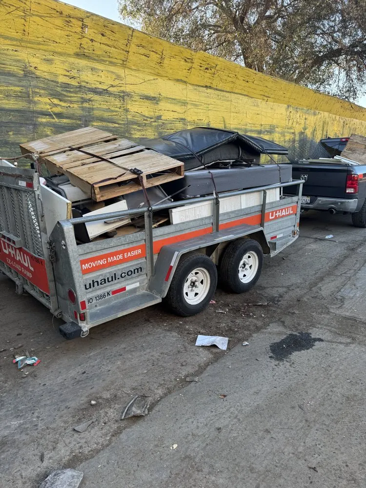 Top-rated residential landscaping with custom design in Temecula, CA by Elite Exteriors & Hauling