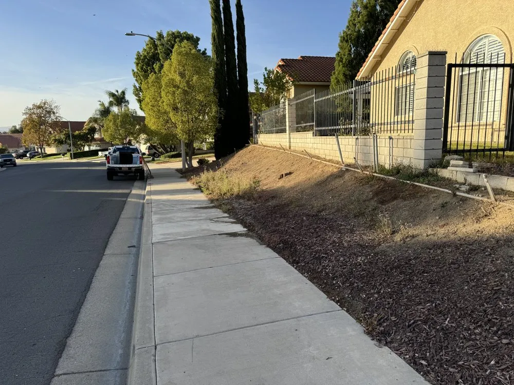 Expert outdoor landscaping for year-round maintenance across Temecula, CA - Elite Exteriors & Hauling