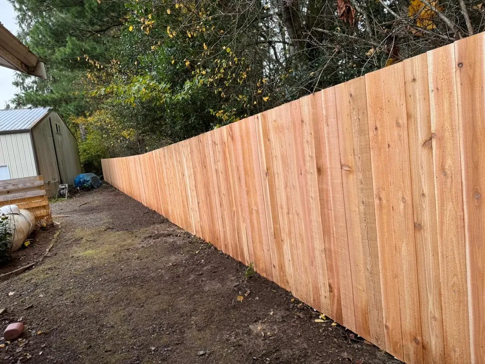 Top-rated garden landscaping for year-round maintenance in Silverdale, WA by Elite Fencing and Landscaping