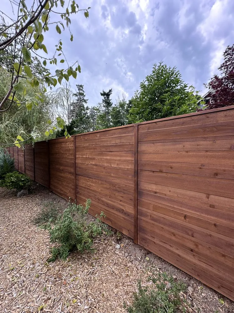 Top-rated landscaping services experts serving Silverdale, WA - Elite Fencing and Landscaping