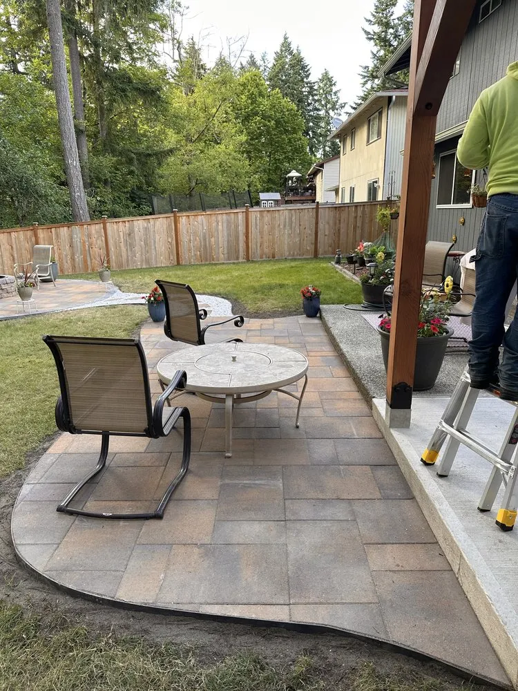 Trusted yard maintenance in Silverdale, WA - Elite Fencing and Landscaping