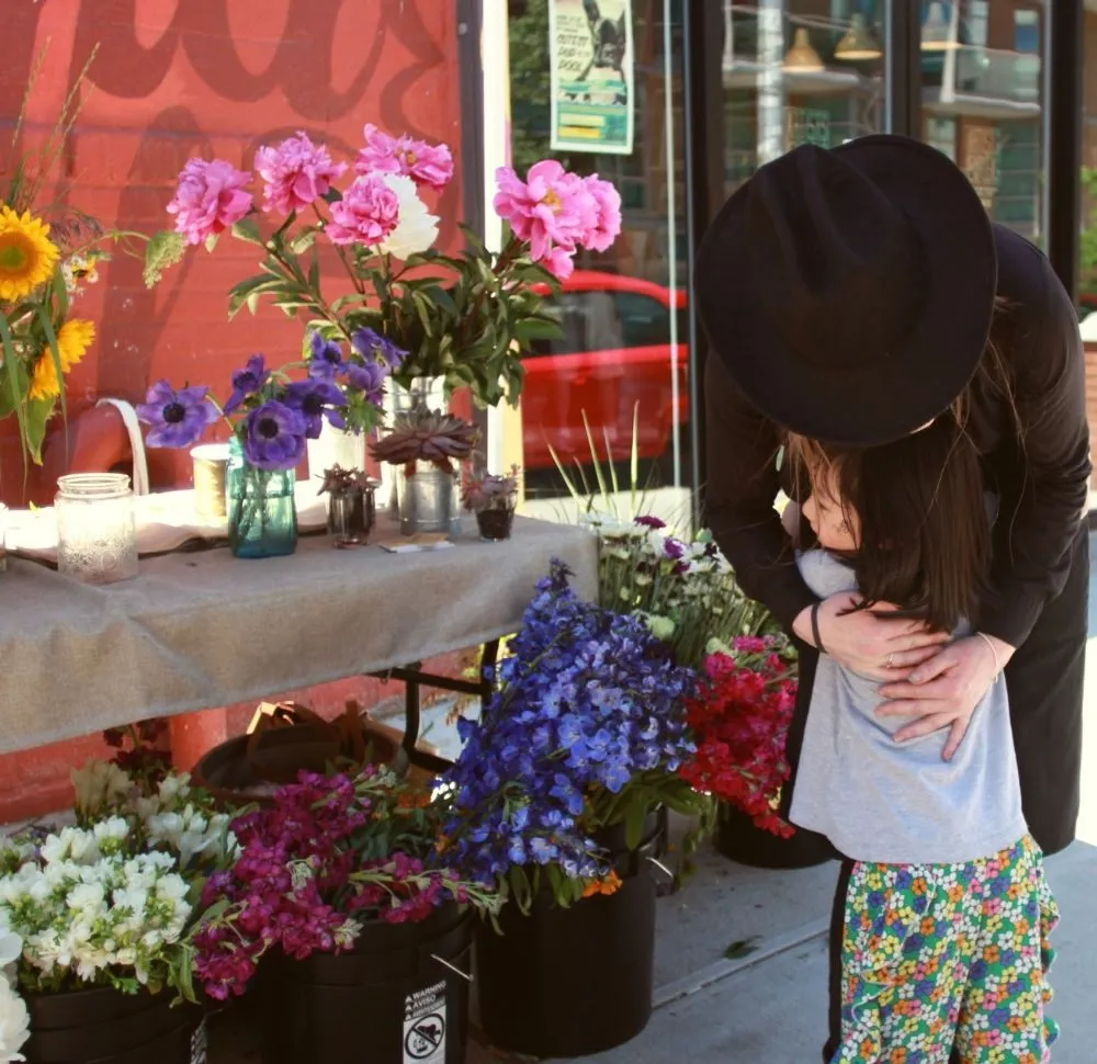 Local residential landscaping experts serving New York, NY - ELITE FLOWERS BY SOLID GOLD