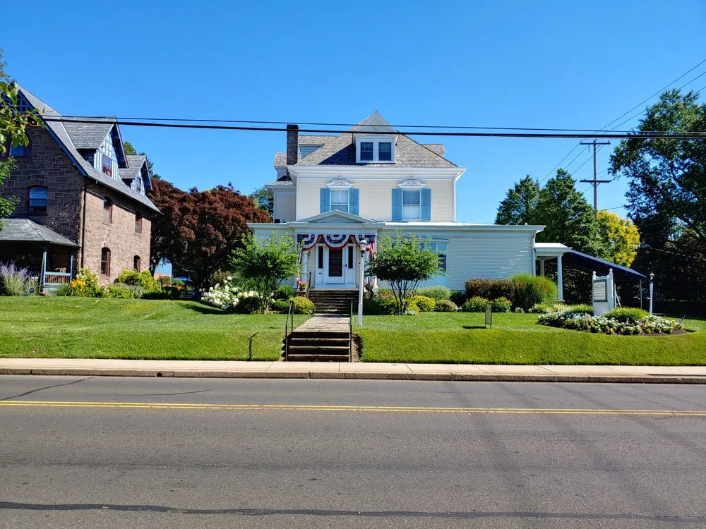 Expert landscaping services in Jenkintown, PA - Elite Gardens By Natalee