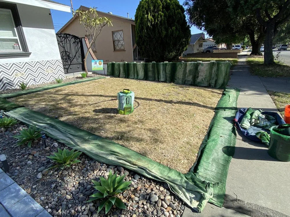 Custom yard maintenance experts serving Fullerton, CA - Elite Green Lawn Painting