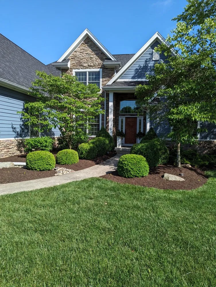 Reliable lawn care service for homes across Toledo, OH - Elite Greenery Lawn Care