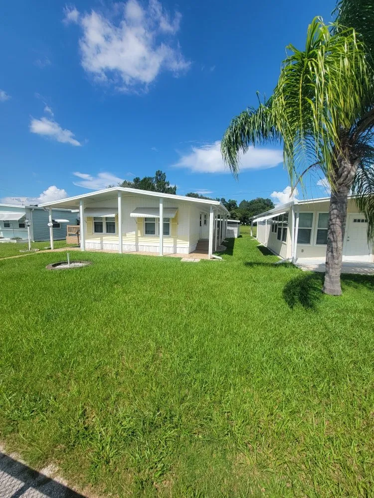 Local yard maintenance in Plant City, FL by Elite Ground VI