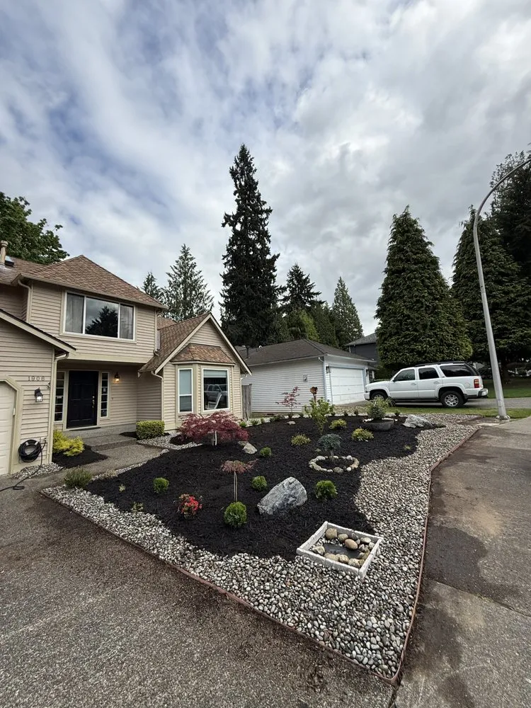 Expert outdoor landscaping in Seattle, WA by Elite Hardscape Solutions