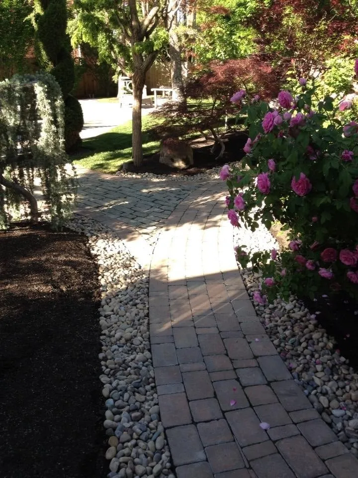Top-rated garden landscaping in Lindon, UT by Elite Hardscapes