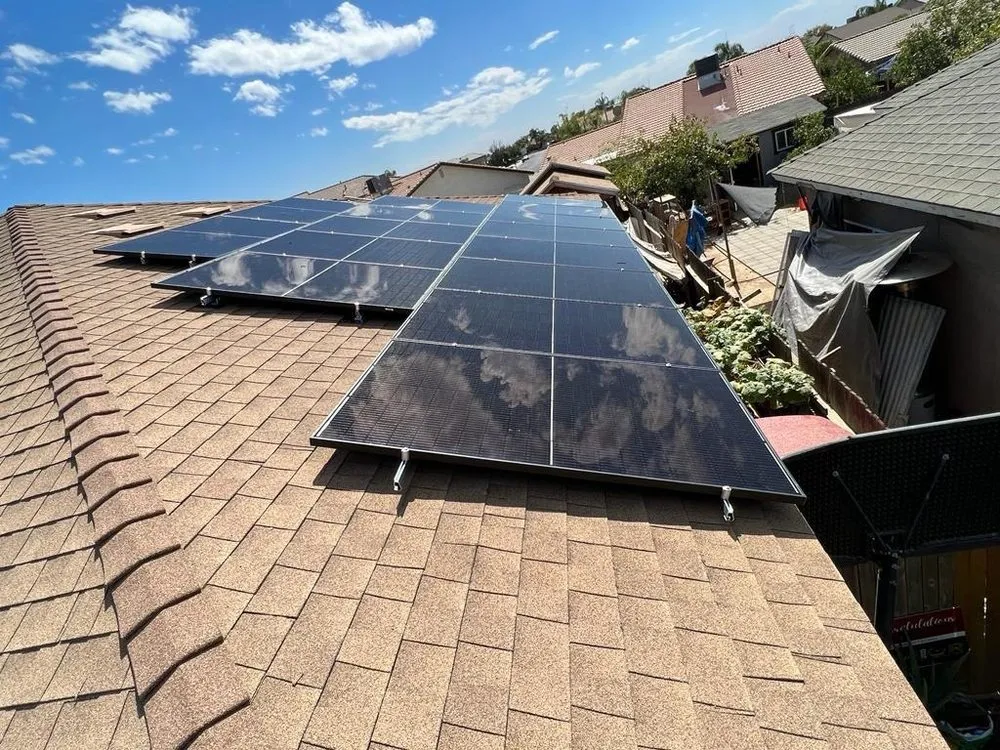 Expert yard cleanup service for homes in Burbank, CA by Elite Home Remodeling