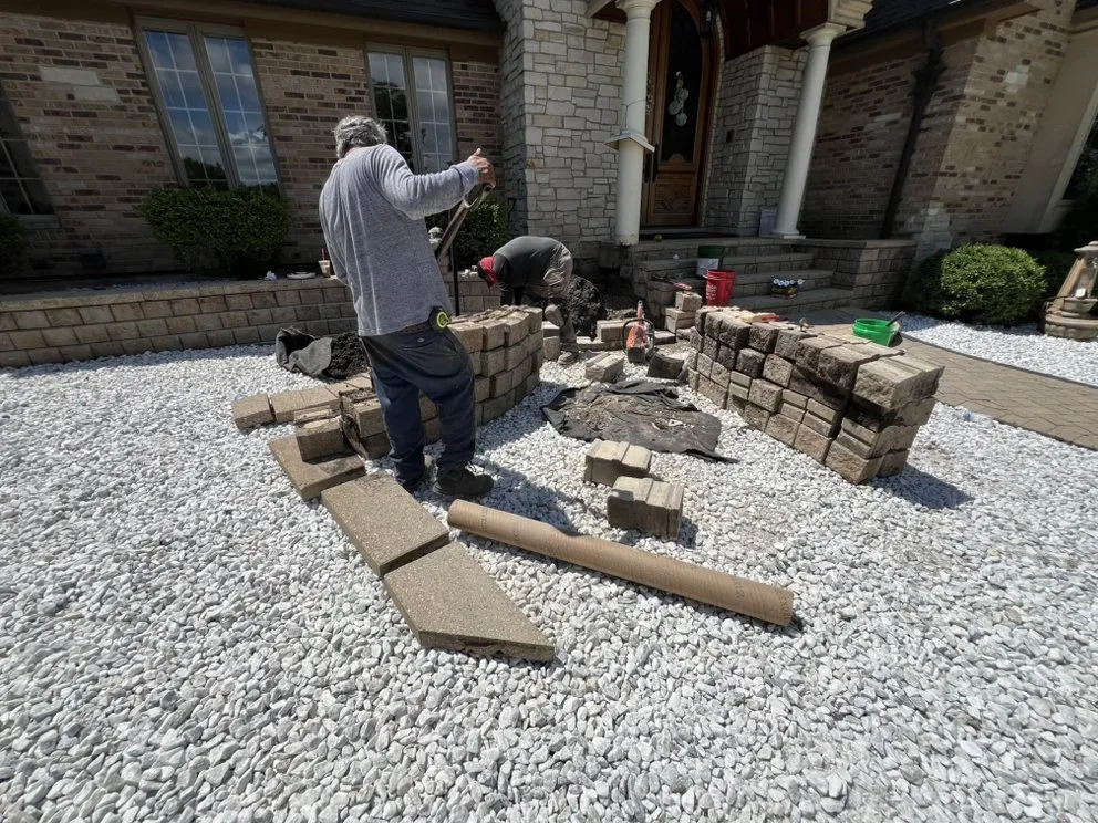 Reliable garden landscaping experts serving Barrington, IL - Elite Jc Services