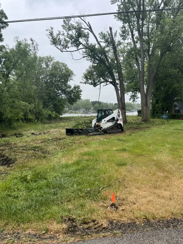 Professional lawn mowing service experts serving Barrington, IL - Elite Jc Services