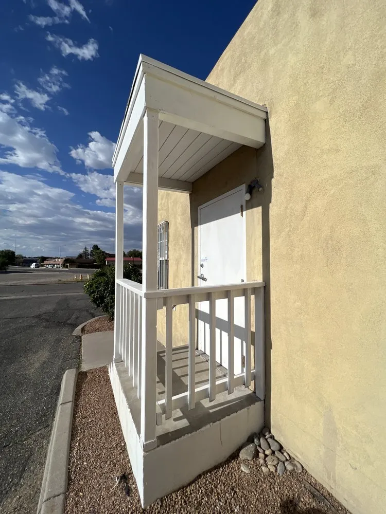 Trusted lawn mowing service experts serving Santa Fe, NM - Elite Landscape & Construction