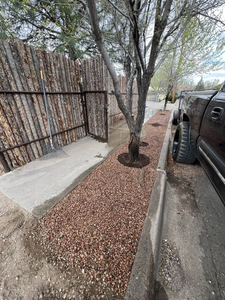 Local yard maintenance in Santa Fe, NM by Elite Landscape & Construction