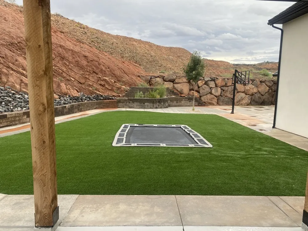 Local yard maintenance experts serving St. George, UT - Elite Landscape & Maintenance