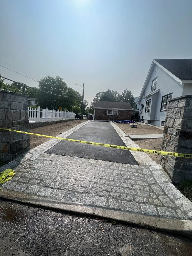 Custom garden landscaping for residential properties in Norwalk, CT by Elite Landscape