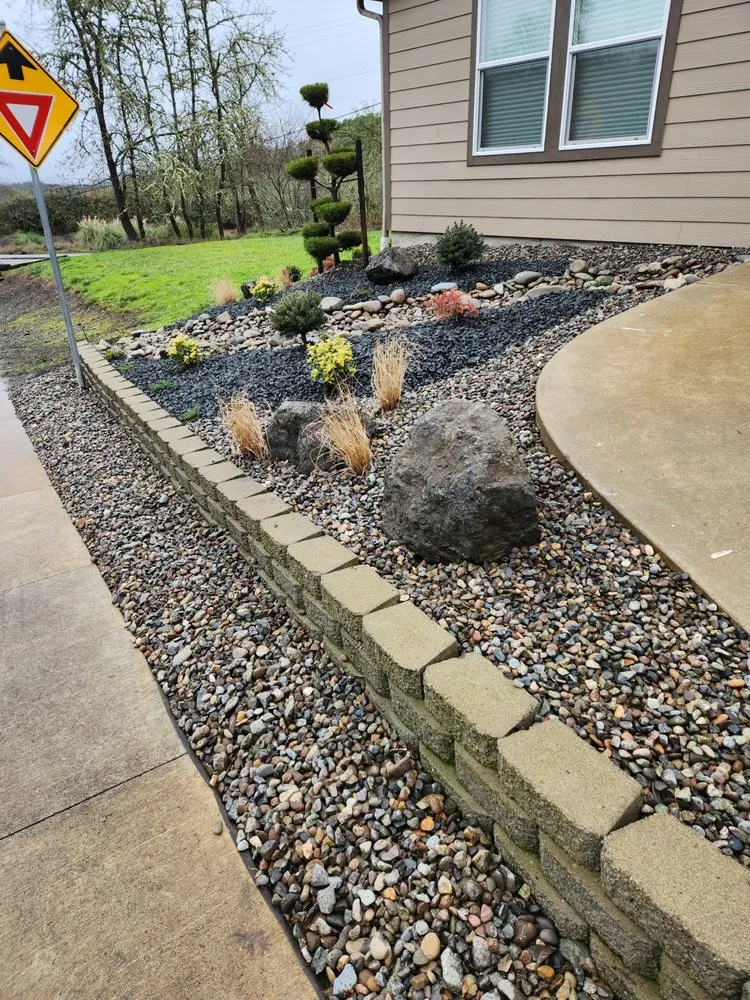 Affordable landscaping services for outdoor upgrades across Roseburg, OR - Elite Landscape Services