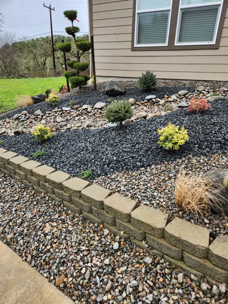 Reliable landscape installation experts serving Roseburg, OR - Elite Landscape Services