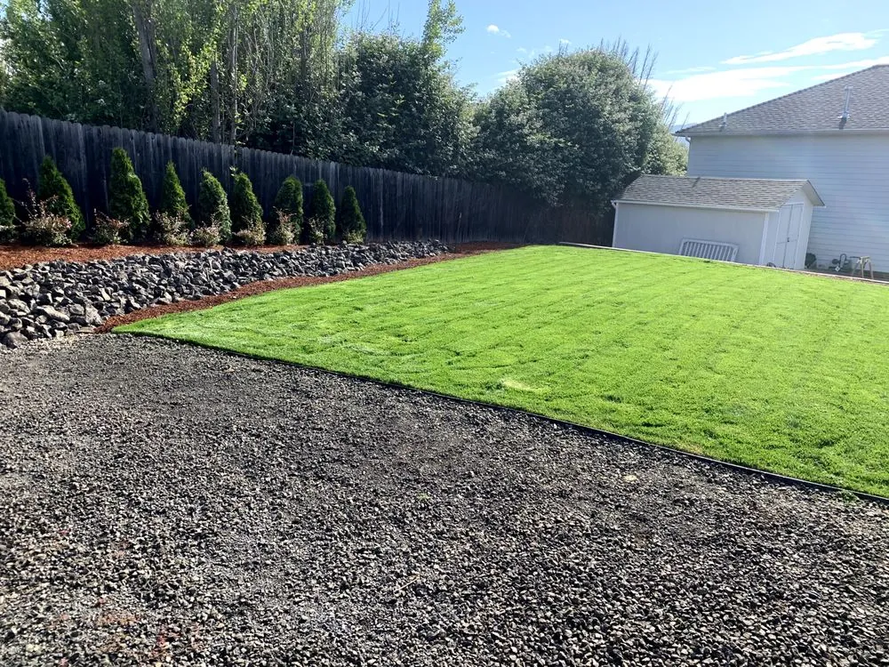 Affordable yard cleanup service experts serving Roseburg, OR - Elite Landscape Services