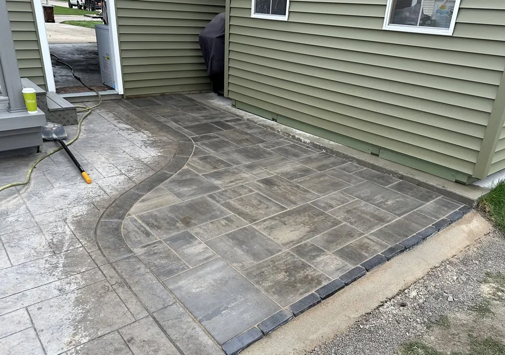 Expert residential landscaping experts serving Charlotte, MI - Elite Landscapes