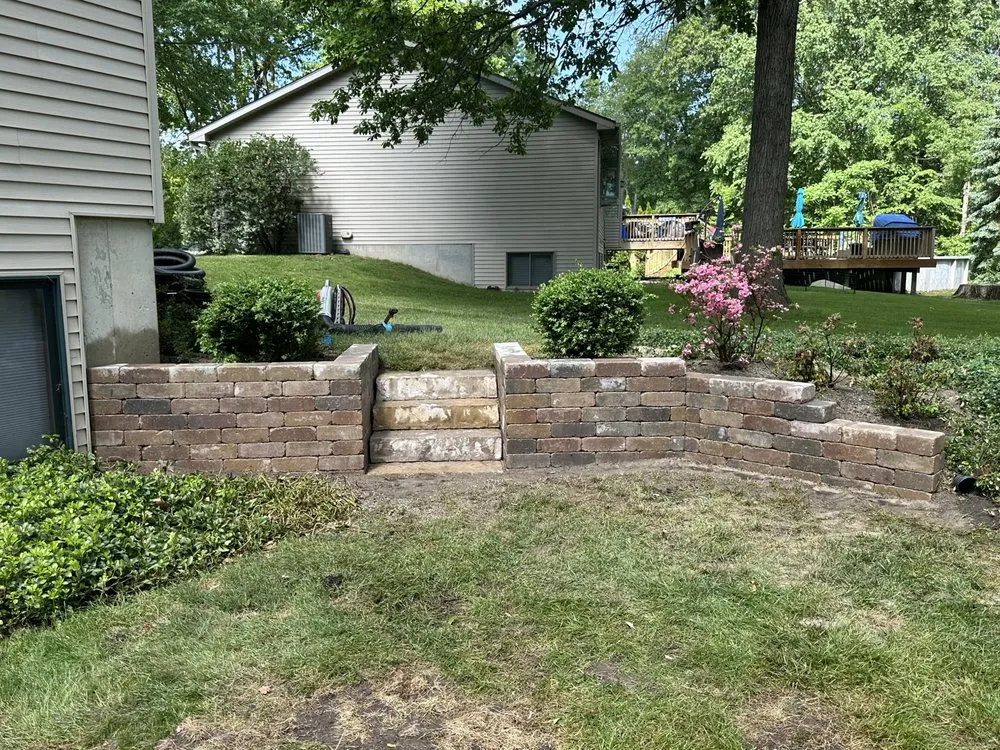 Custom residential landscaping for outdoor upgrades in Charlotte, MI by Elite Landscapes