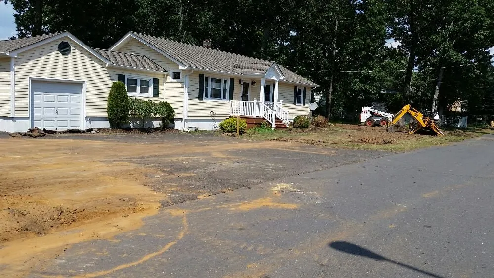 Custom residential landscaping experts serving Spotswood, NJ - Elite Landscapes of NJ